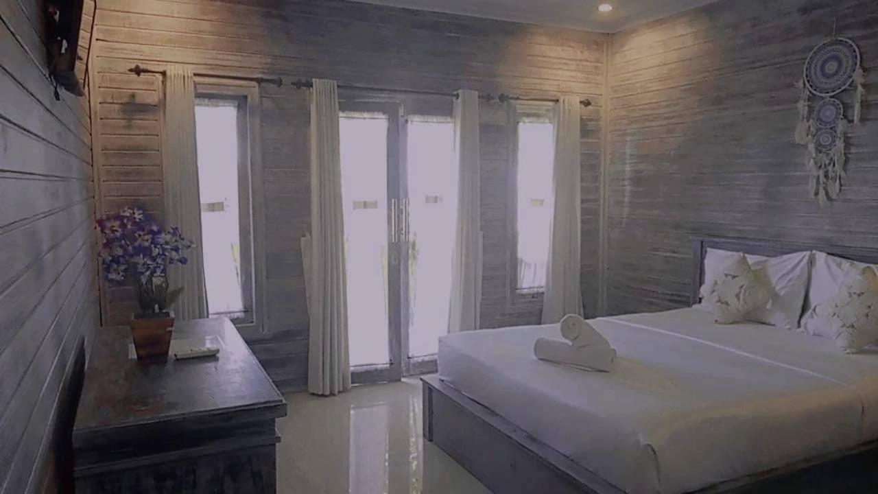 Sarinah Beach - Bistro&Bungalow Batununggul Exterior foto